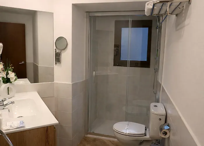 Hotel barato: Aston Hotel